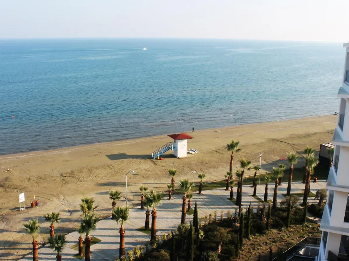 Sunrise Seaview Apartment Larnaca