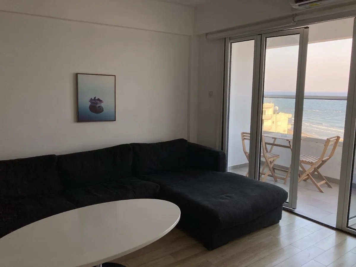 Sunrise Seaview Apartment Larnaca