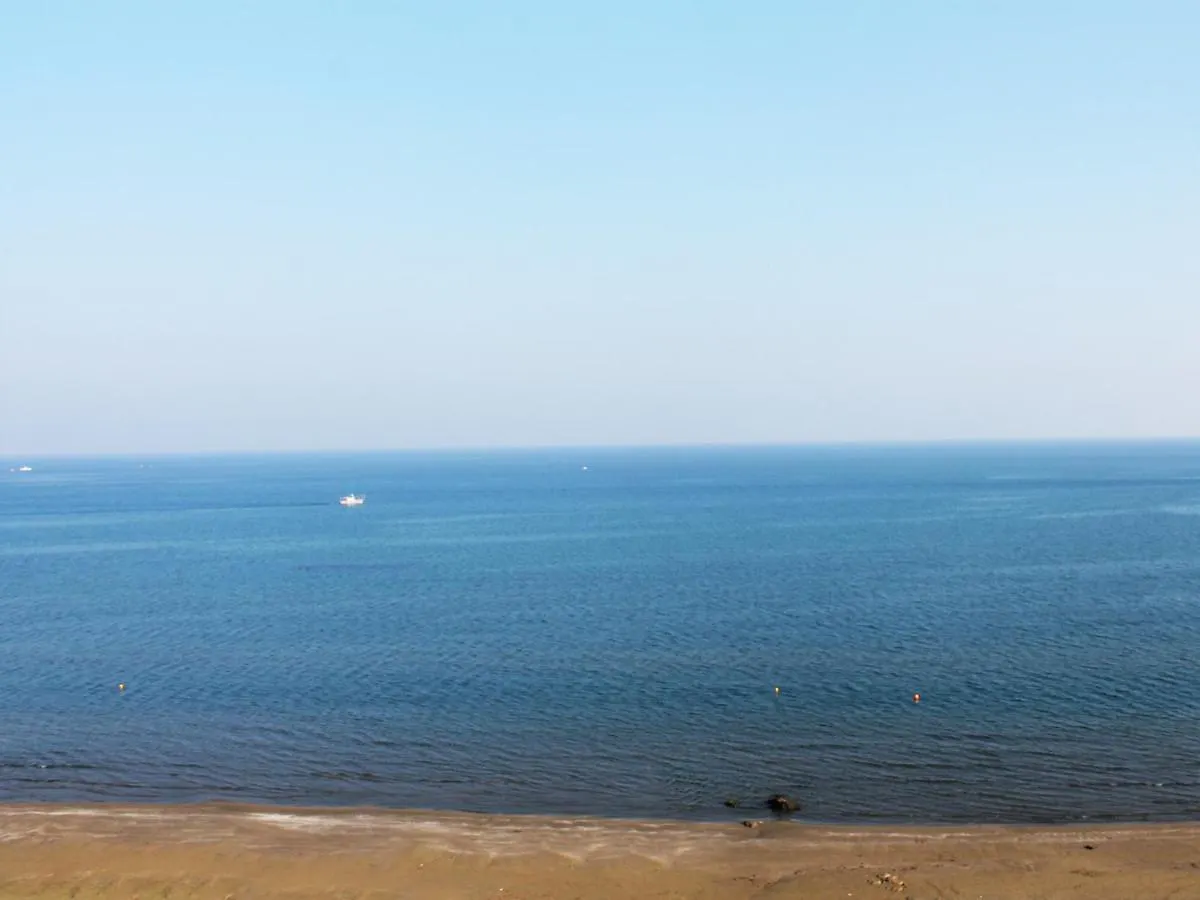 Sunrise Seaview Apartment Larnaca