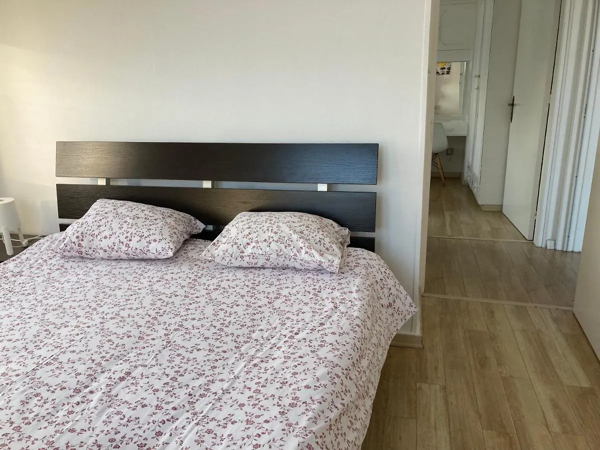 Sunrise Seaview Apartment Larnaca Cyprus