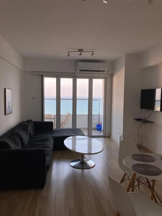 Sunrise Seaview Apartment Larnaca